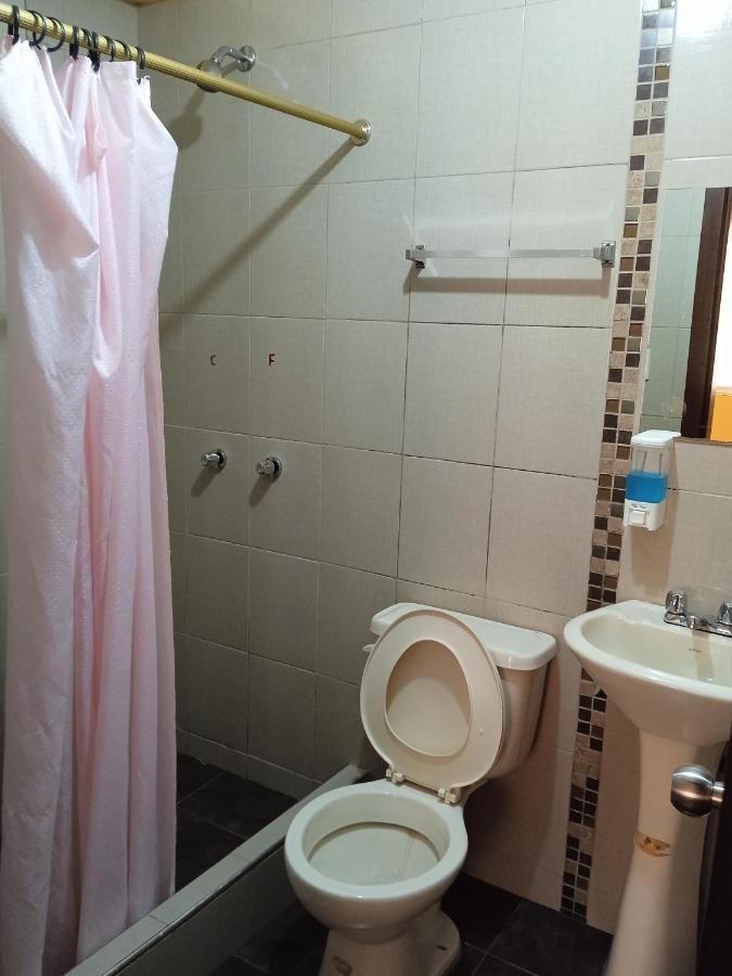 Hotel Residencial Miraflores 洛哈 外观 照片